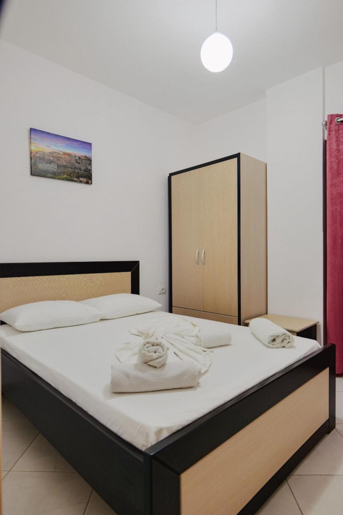 Vila Shpetimi Εξαμίλιο Εξωτερικό φωτογραφία