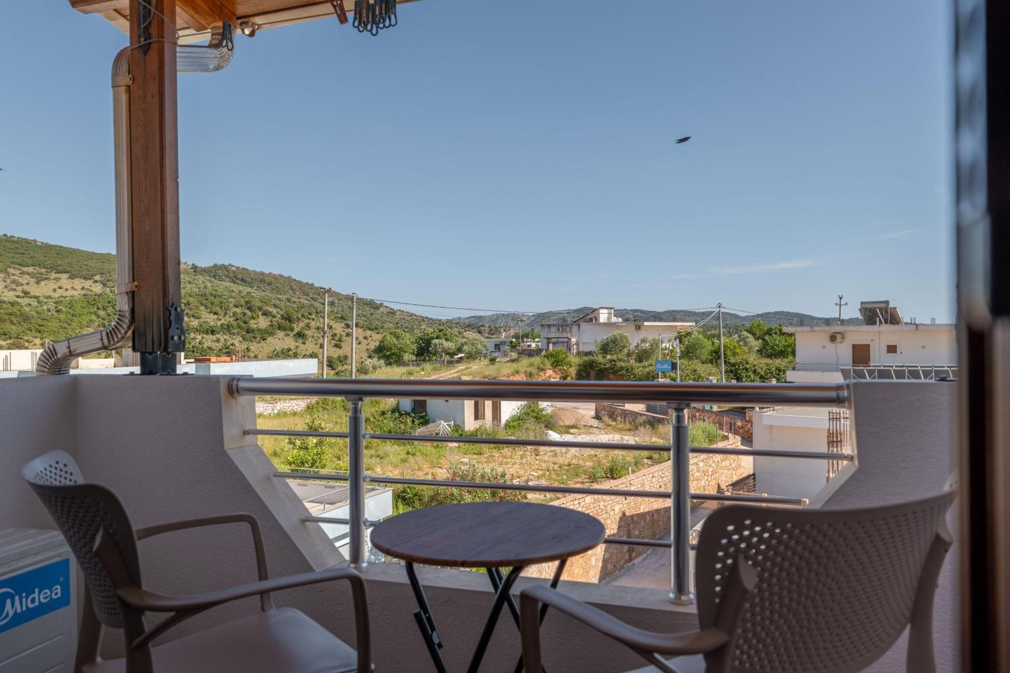 Vila Shpetimi Εξαμίλιο Εξωτερικό φωτογραφία
